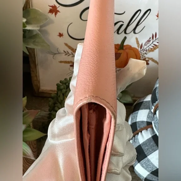 Chanel Coco Button Long Wallet Pink Gold Hardware - Picture 8 of 16